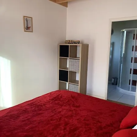Abelhas Chalet *